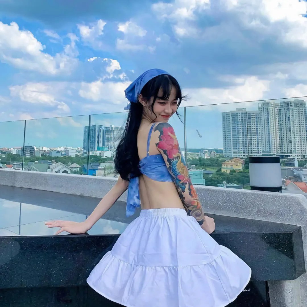 湖畔迷情